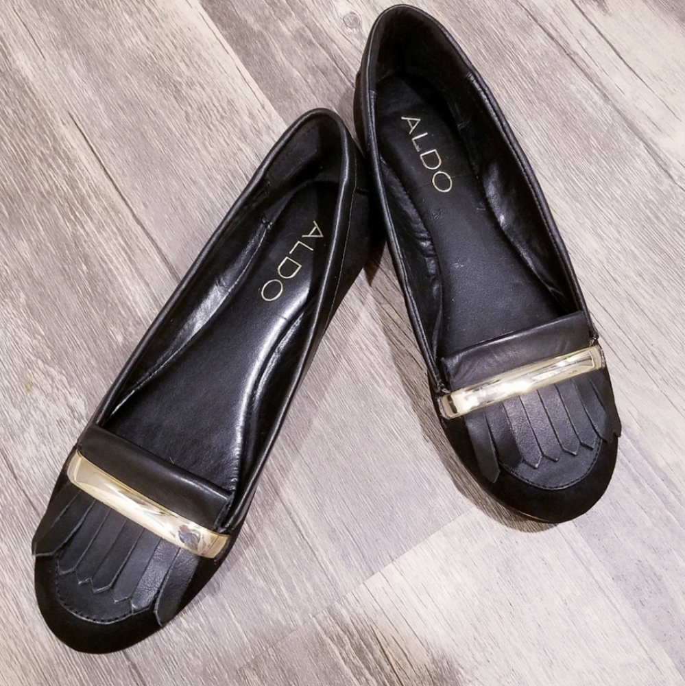 ALDO Black Gold Suede Loafer Flats 6